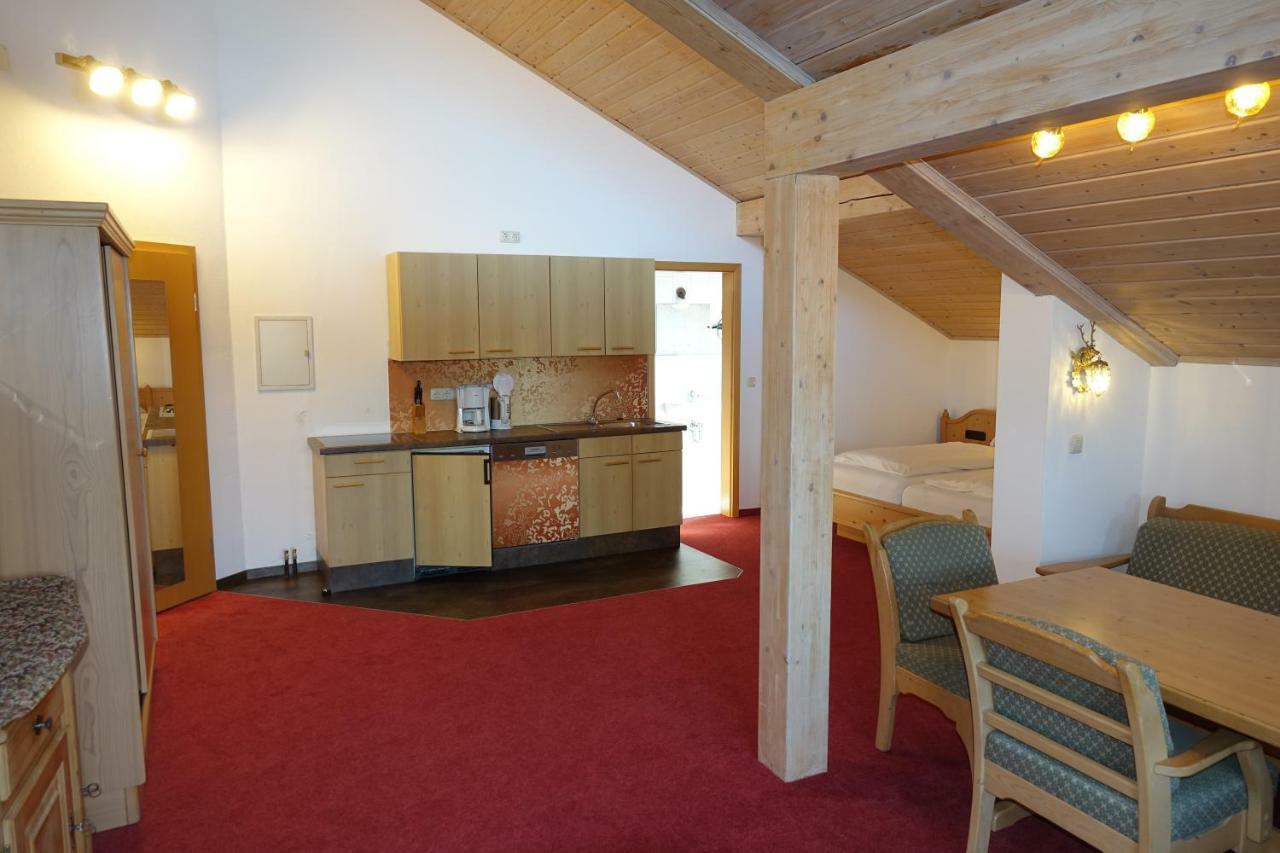 Gaestehaus Guggomos "Hopfen Am See" Füssen Exteriér fotografie